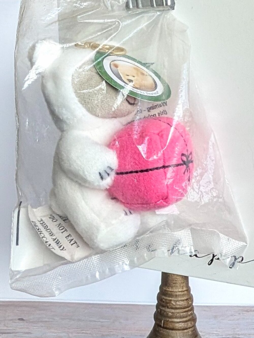 Starbucks Christmas Holiday 2021 White Plush Bearista w/ Pink Pkg/Mini Keychain - Picture 3 of 8